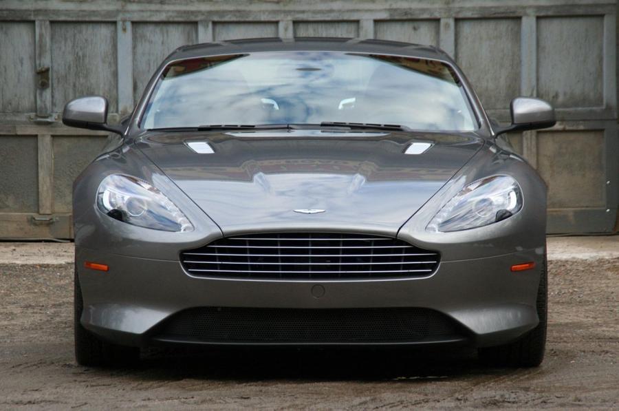  Aston Martin Virage 2011 года  (NA) (фото 7 из 39)